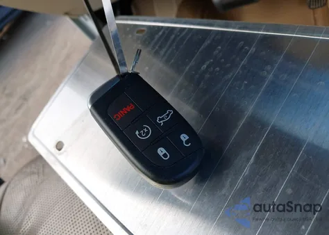 2014 Chrysler 300C из США, поврежденный, VIN 2C3CCAEG5EH220130